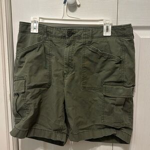 Olive green shorts size 14 women’s fits 32 waist men’s. 6 inch inseam